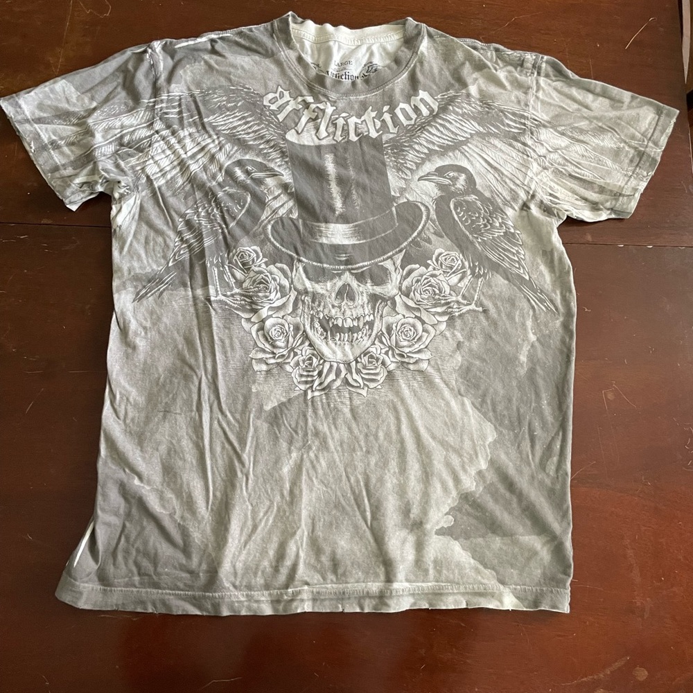 (SOLD) affliction shirt with a skull and crows